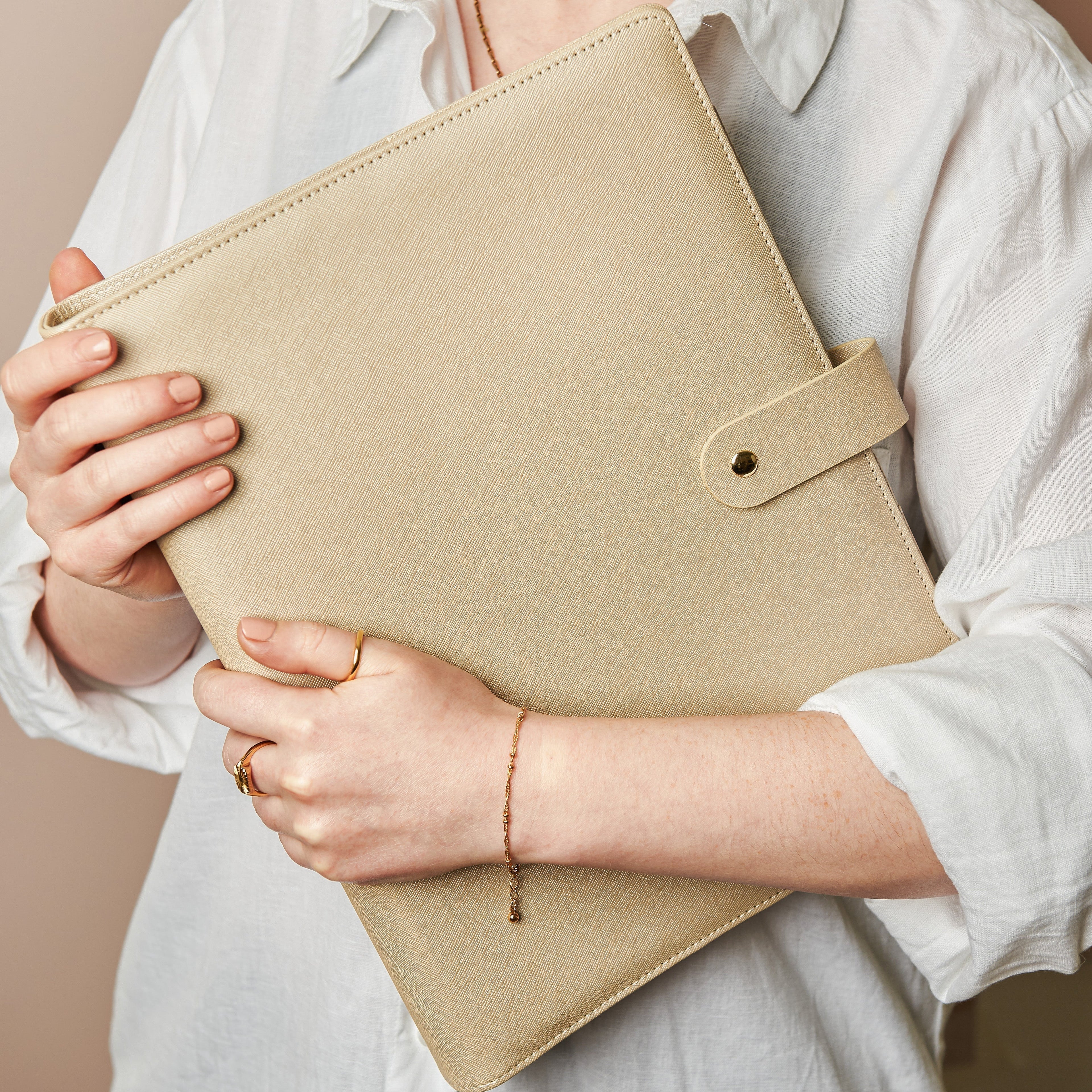 A4 Ring Binder Portfolio Organiser